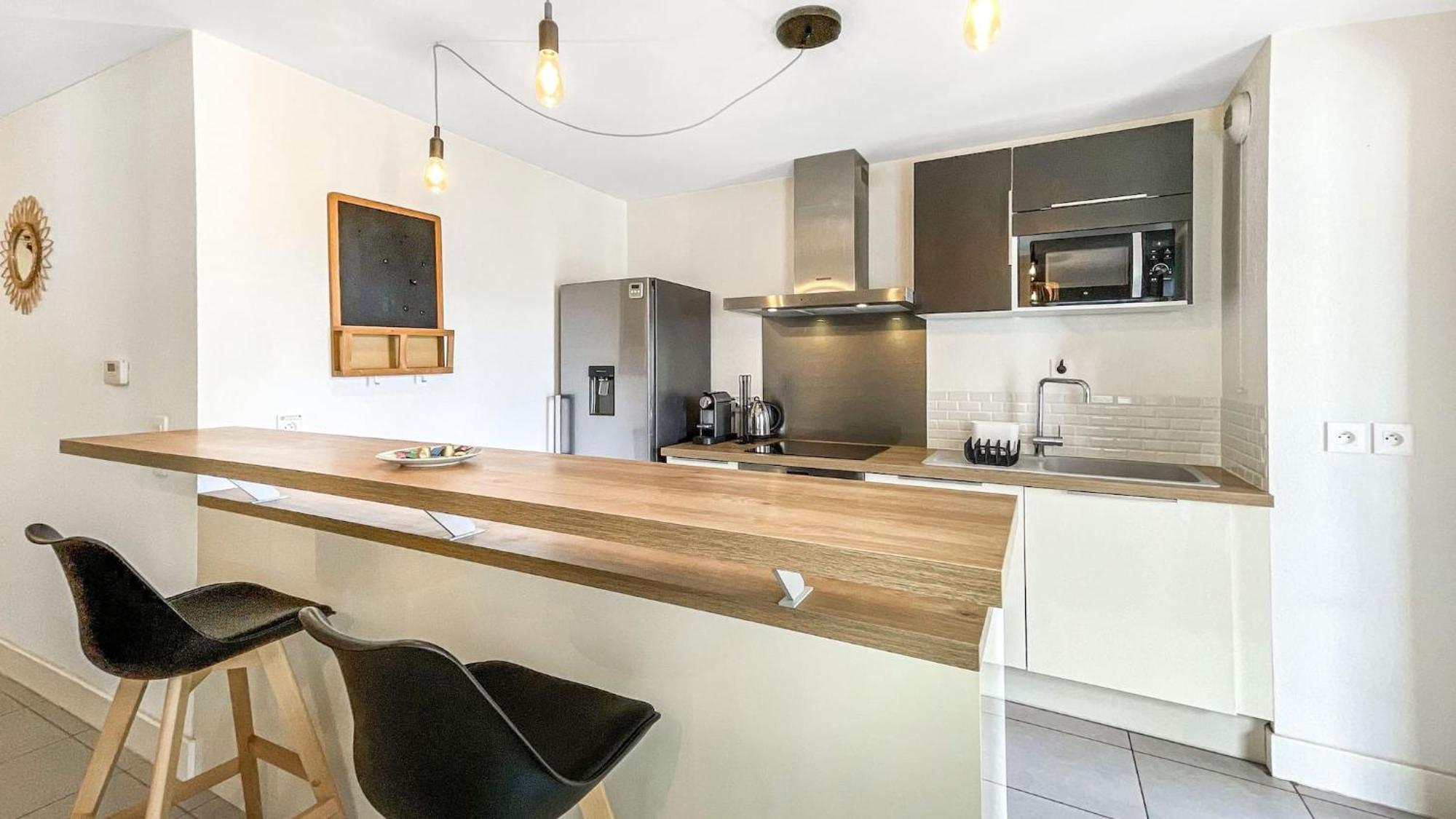 Homey Chloe - New - Parking Gratuit - Balcon Prive - Proche Geneve Анмас Екстериор снимка