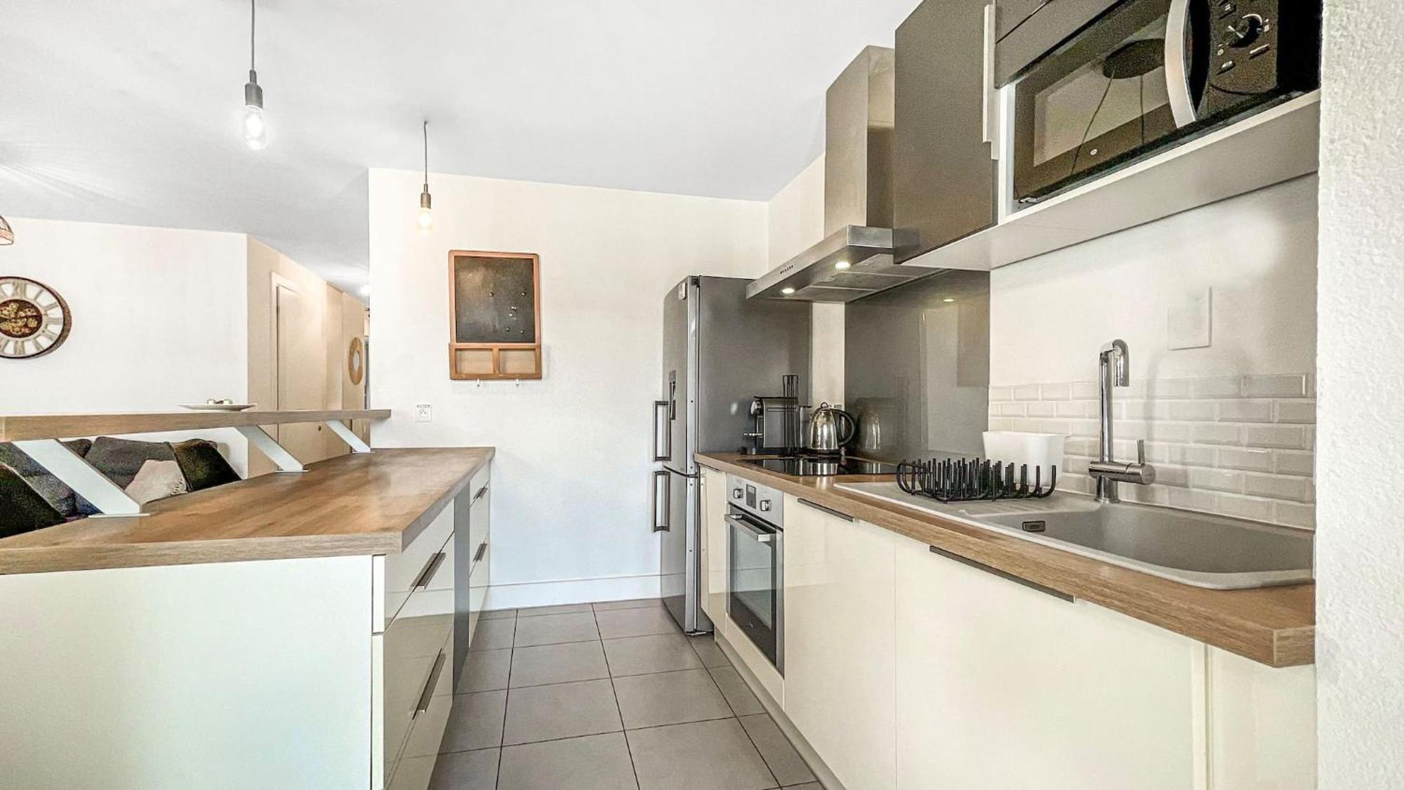 Homey Chloe - New - Parking Gratuit - Balcon Prive - Proche Geneve Анмас Екстериор снимка